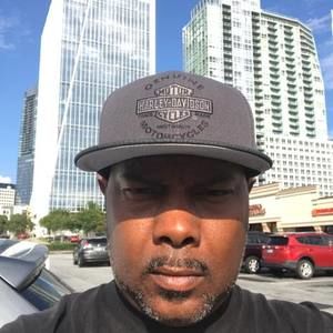 Meet your Posher, Chad